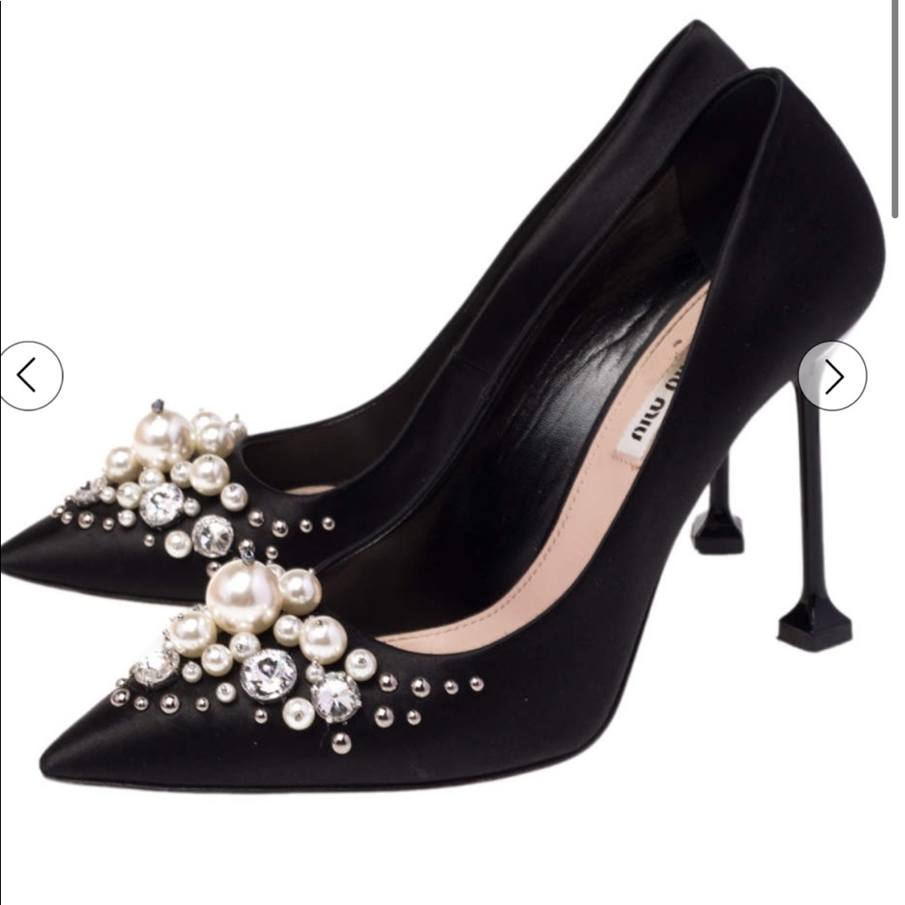 Miu miu pearl invasion pumps